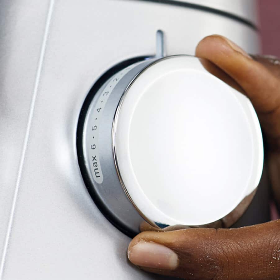 Beállítja a sebességet