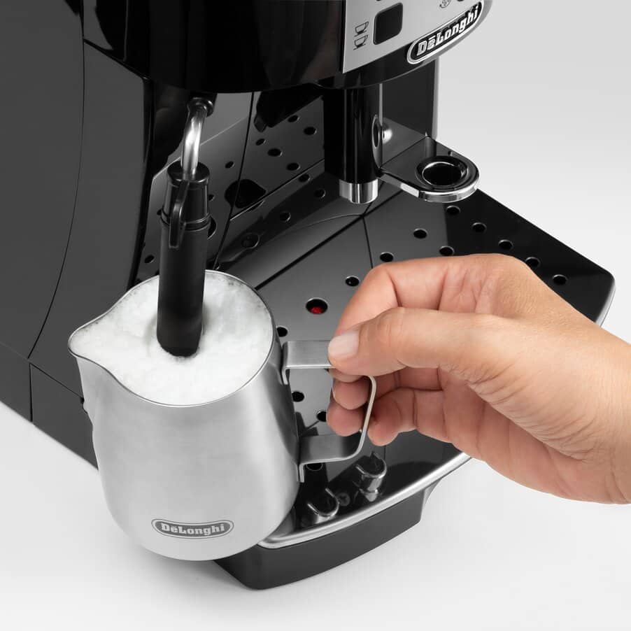 Magnifica XS Espresso Machine, Black ECAM22110B Magnifica S
