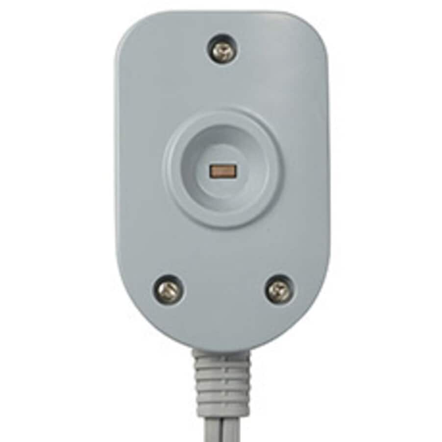 デロンギ独自の安全プラグ