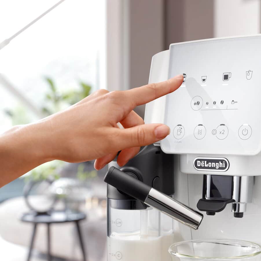 飲みたいメニューをタッチするだけのシンプル操作