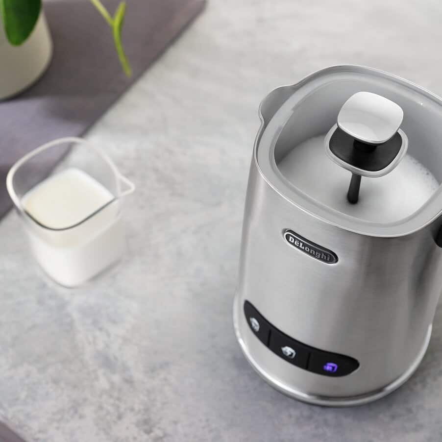 Watch the froth in action