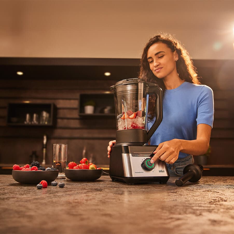 Motor de 1400 vatios y velocidad de hasta 30 000 rpm