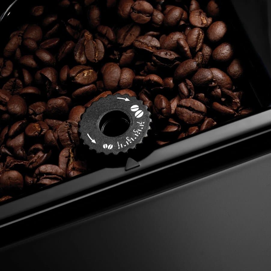 Machines à café entièrement automatiques rénovées, Caffe Corso, undefined, Noir